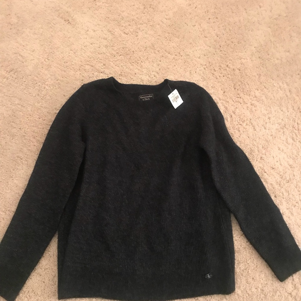 open back abercrombie and fitch sweater